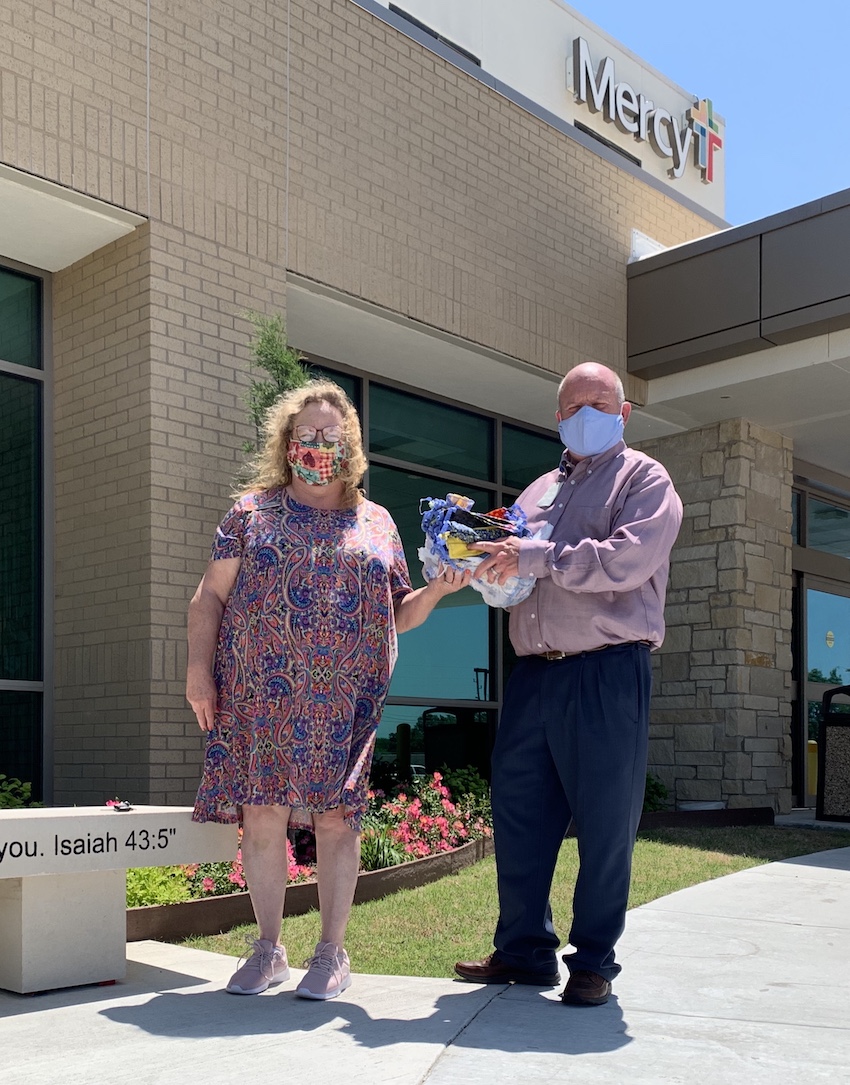 HHFS students deliver batch of masks to Mercy East Central University